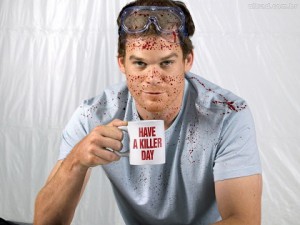 282359_Papel-de-Parede-Dexter-Have-a-Killer-Day_1400x1050